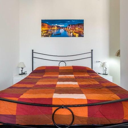 Piccolo Flat Near Venice เมสเตร ภายนอก รูปภาพ