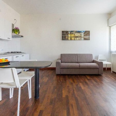 Piccolo Flat Near Venice เมสเตร ภายนอก รูปภาพ